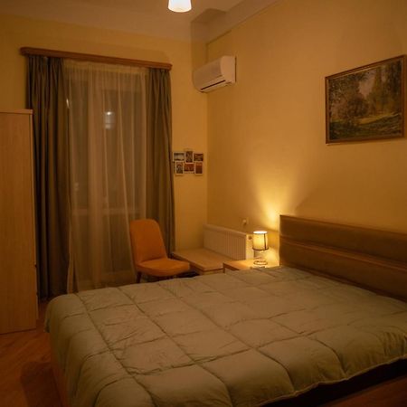Guesthouse Hillside Tbilisi Ngoại thất bức ảnh