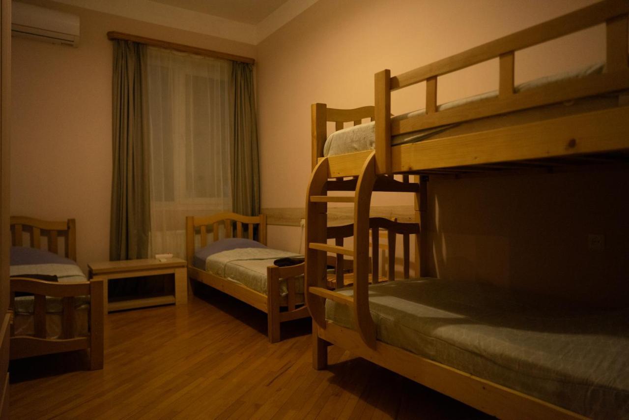 Guesthouse Hillside Tbilisi Ngoại thất bức ảnh