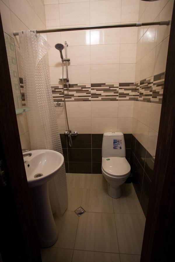 Guesthouse Hillside Tbilisi Ngoại thất bức ảnh